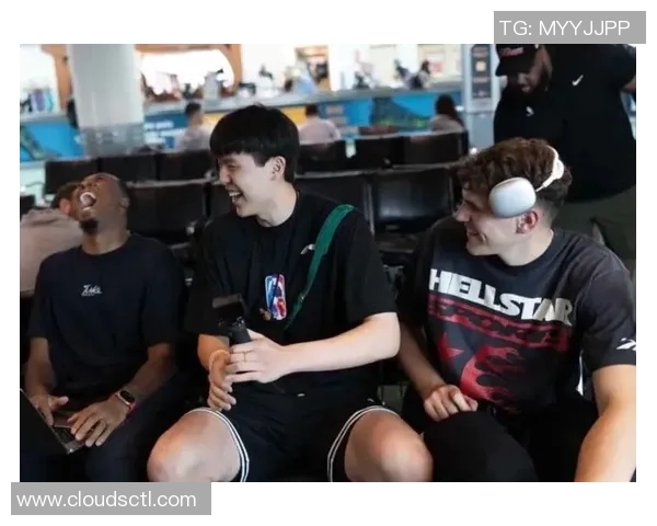 杨瀚森赛后吃夜宵被球迷偶遇