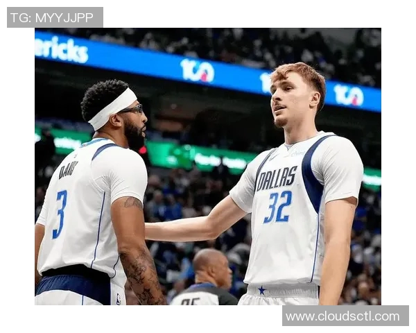 独行侠伤病难题加重：新秀库珀-弗拉格因脚踝扭伤缺席对阵森林狼